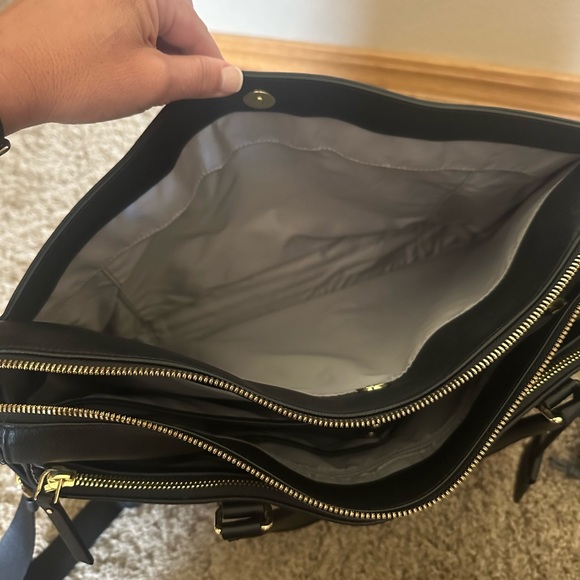 Tumi Black Leather Chandler Business Briefcase - Picture 2 of 9